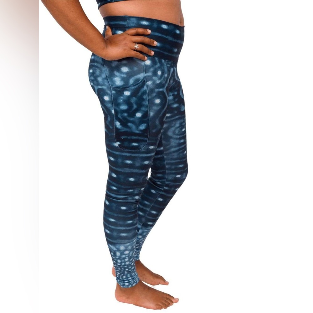 Waterlust Whale Shark Leggings - Women’s Medium